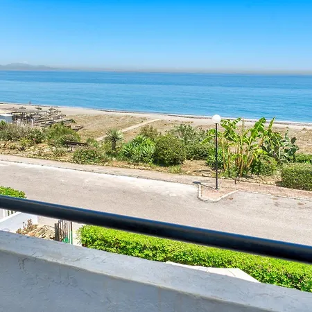 Holiday home 3133 Beachfront Townhouse In Aldea